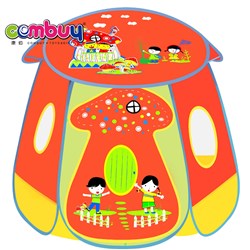 CB826846 - Children tent in mushroom house with 30 balls