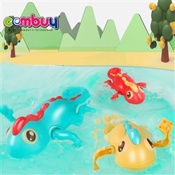 CB893855 - Swimming lizard