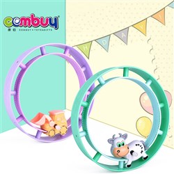 CB895962 - Clockwork rolling cow orbit cochain train track windup toys
