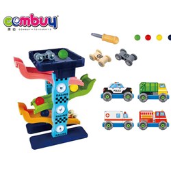 CB950499 - Puzzle disassembly scene rail car